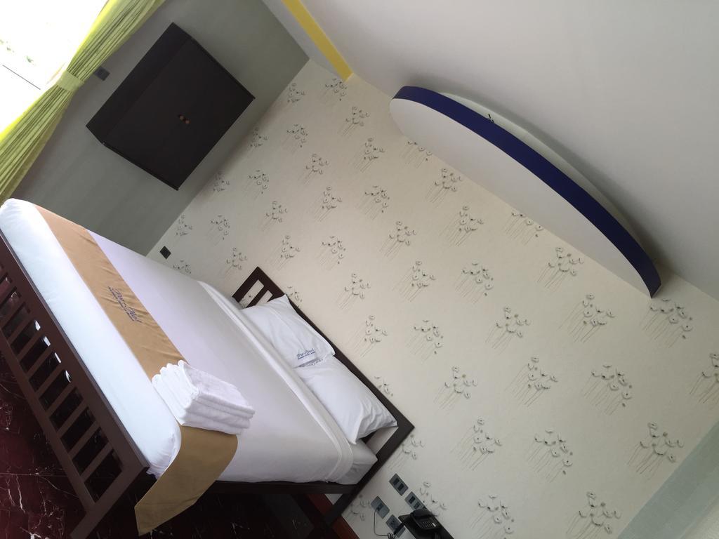 Por-Ho Boutique Hotel Накхонратчасіма Номер фото